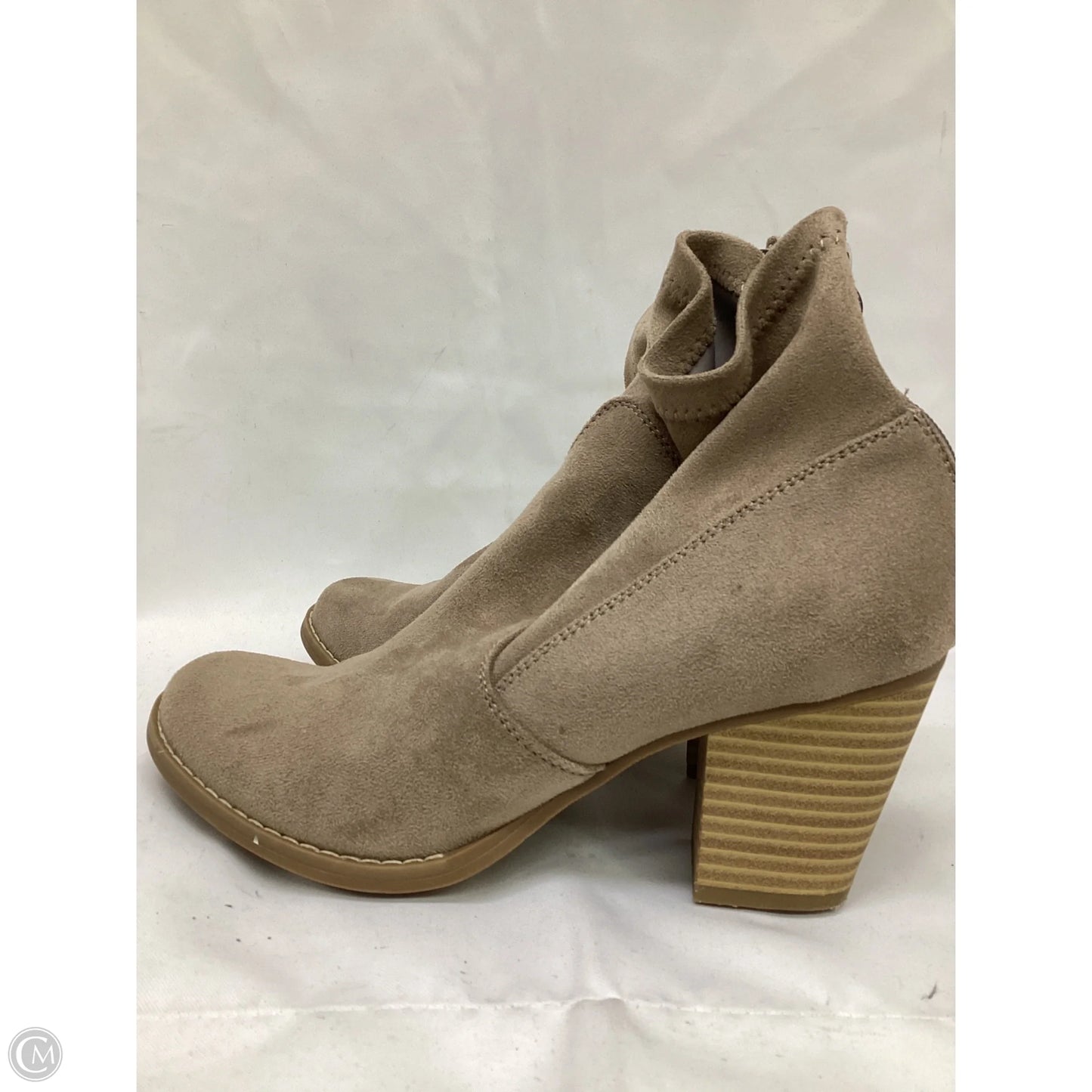Boots Ankle Heels By Dolce Vita In Beige, Size: 7.5