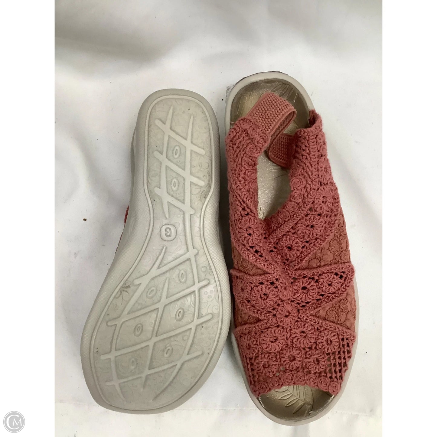 Sandals Heels Wedge By Bzees In Mauve, Size: 9.5