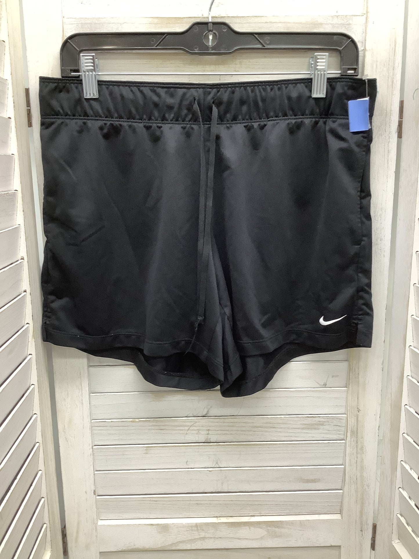 Athletic Shorts By Nike  Size: M