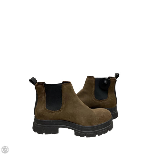 Boots Designer By Ugg In Brown, Size: 9.5
