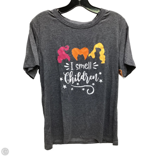 Top Short Sleeve By Clothes Mentor In Grey, Size: M