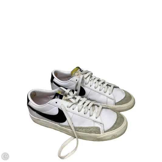 Shoes Flats By Nike In Black & Grey, Size: 9