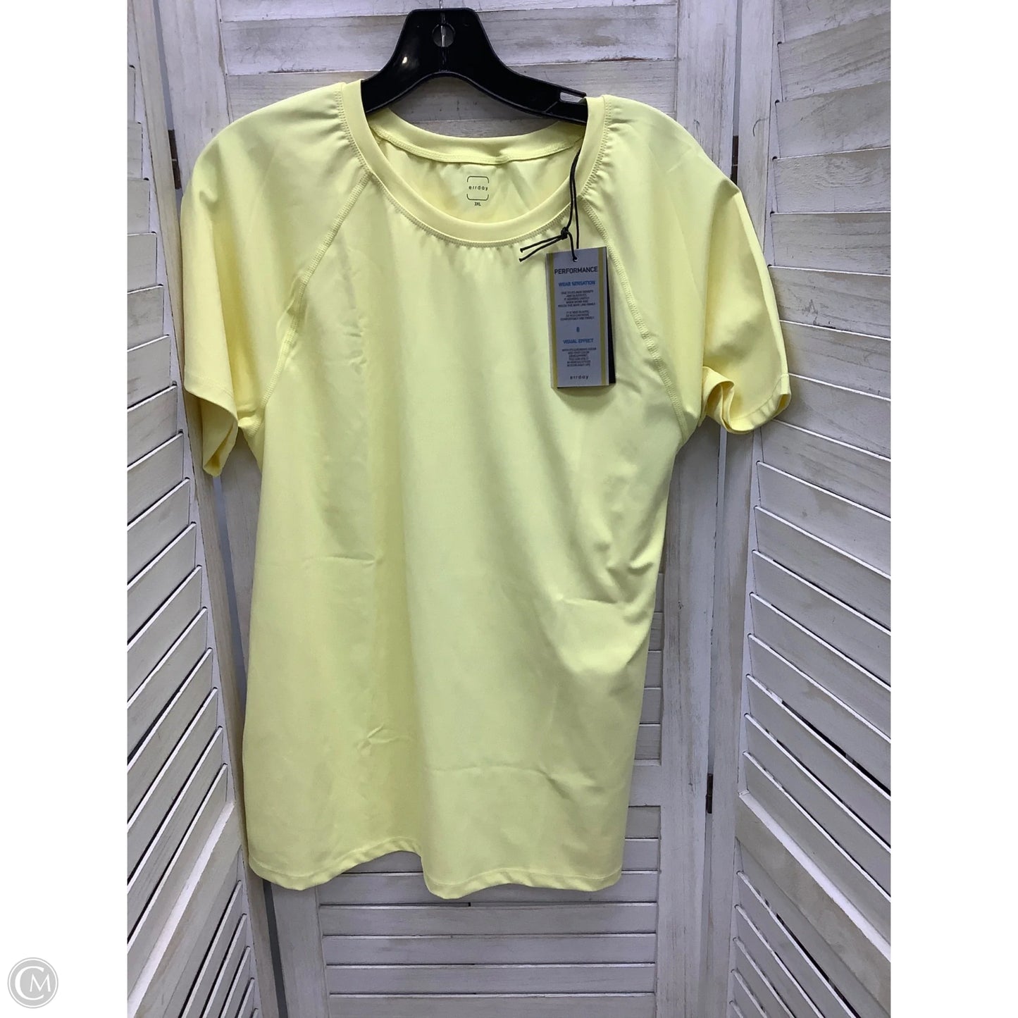 Top Short Sleeve By Clothes Mentor In Yellow, Size: 3x