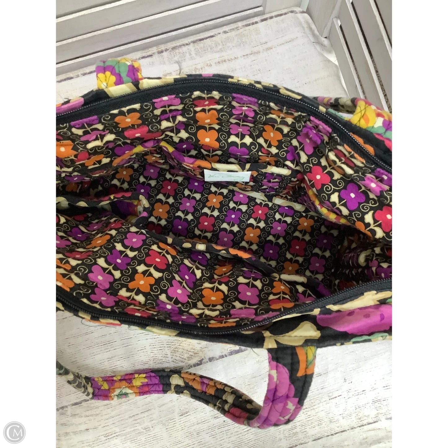 Handbag By Vera Bradley, Size: Large