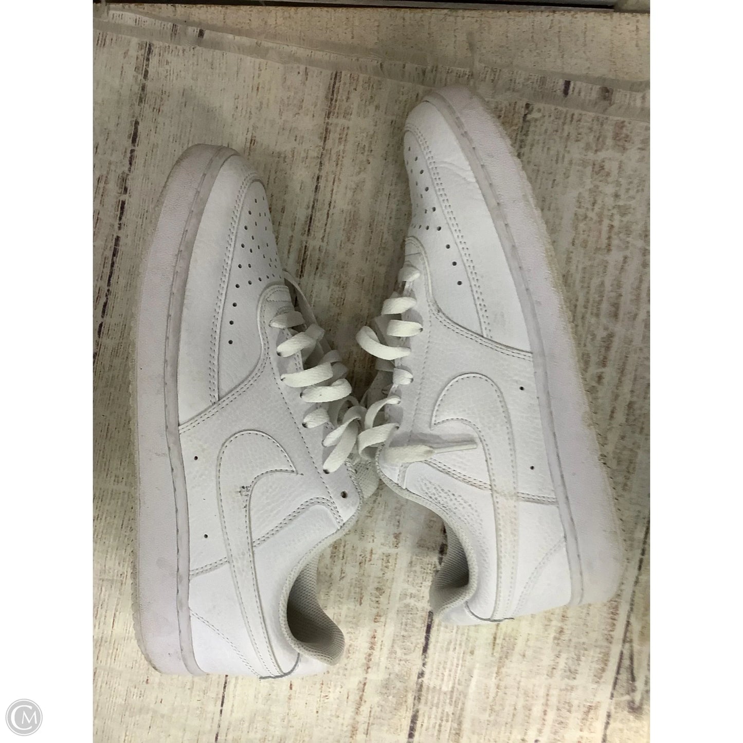 Shoes Athletic By Nike In White, Size: 11