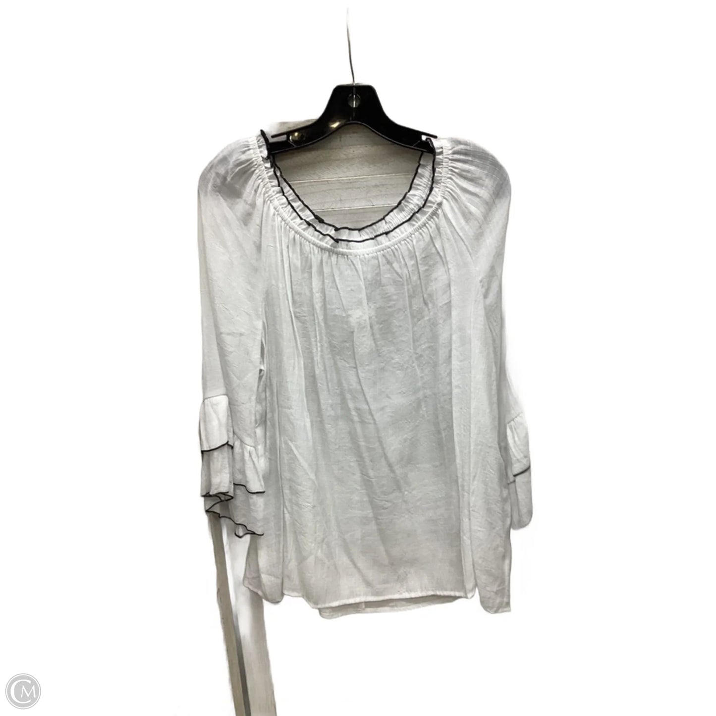 Top Long Sleeve By Cato In White, Size: Xl