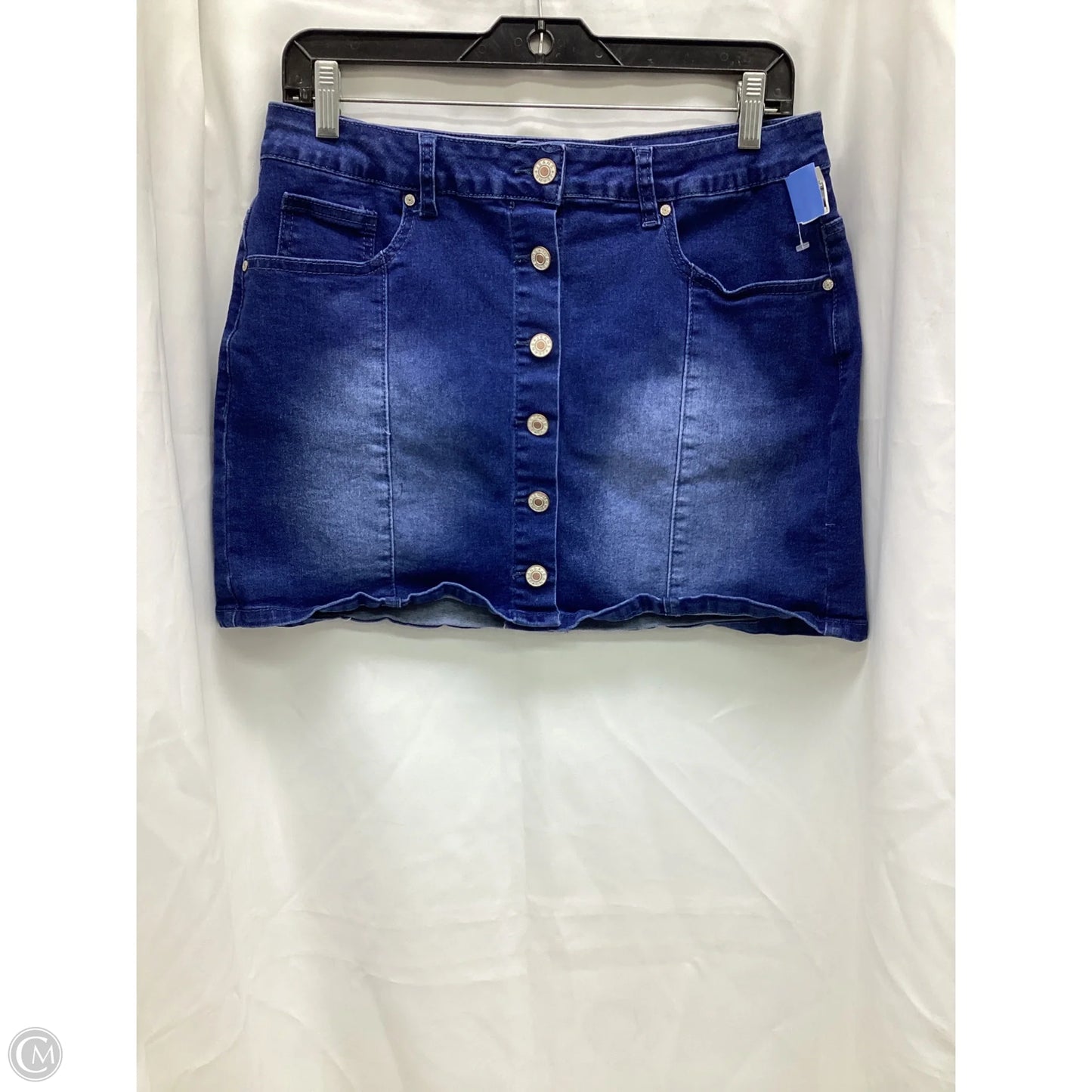Skirt Mini & Short By Clothes Mentor In Blue Denim, Size: 12