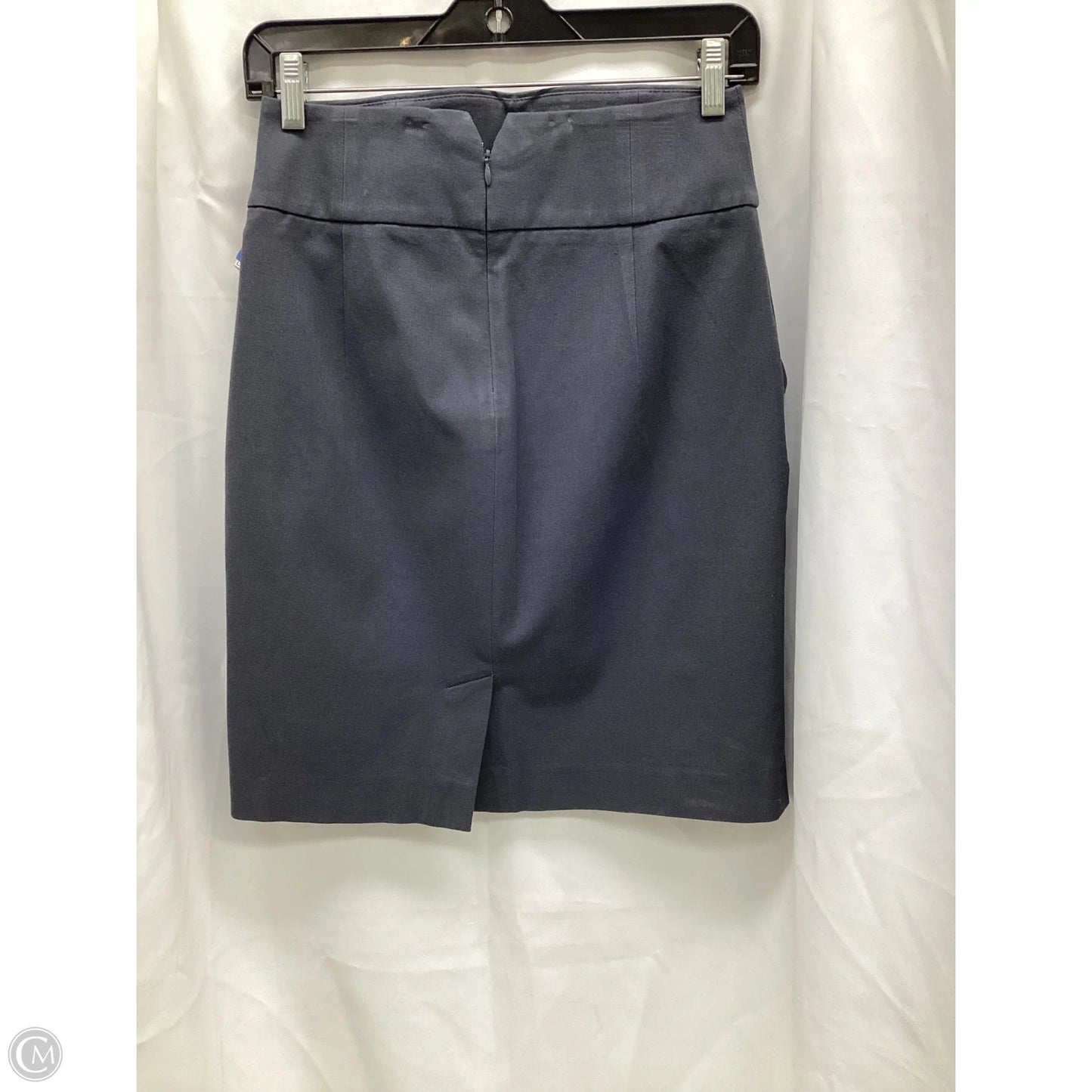 Skirt Midi By Banana Republic In Grey, Size: 2