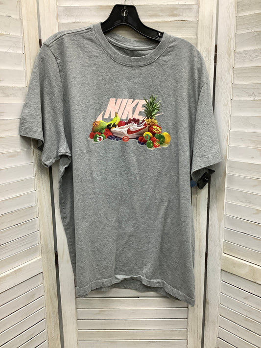Top Short Sleeve By Nike  Size: Xl