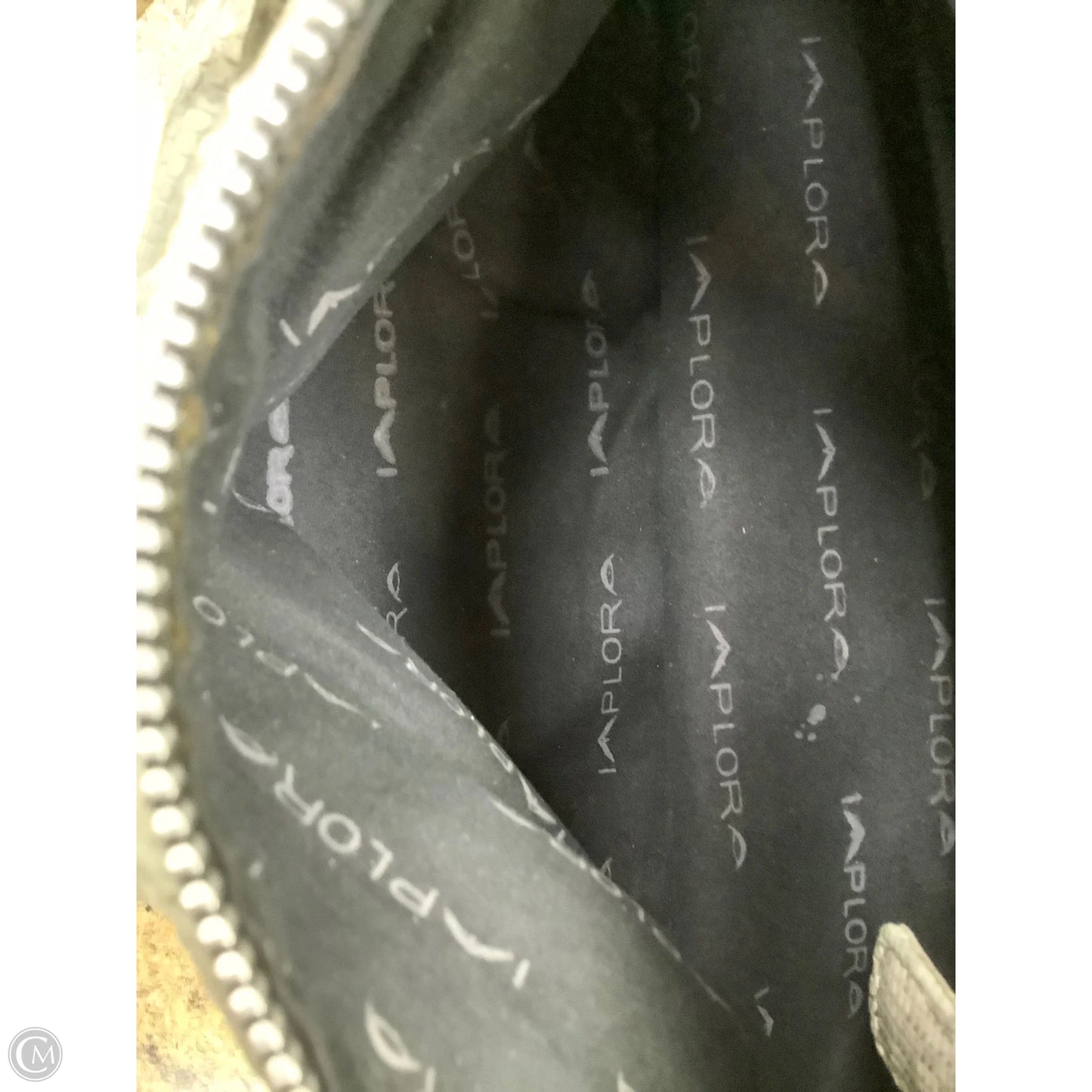 Handbag By Clothes Mentor, Size: Medium