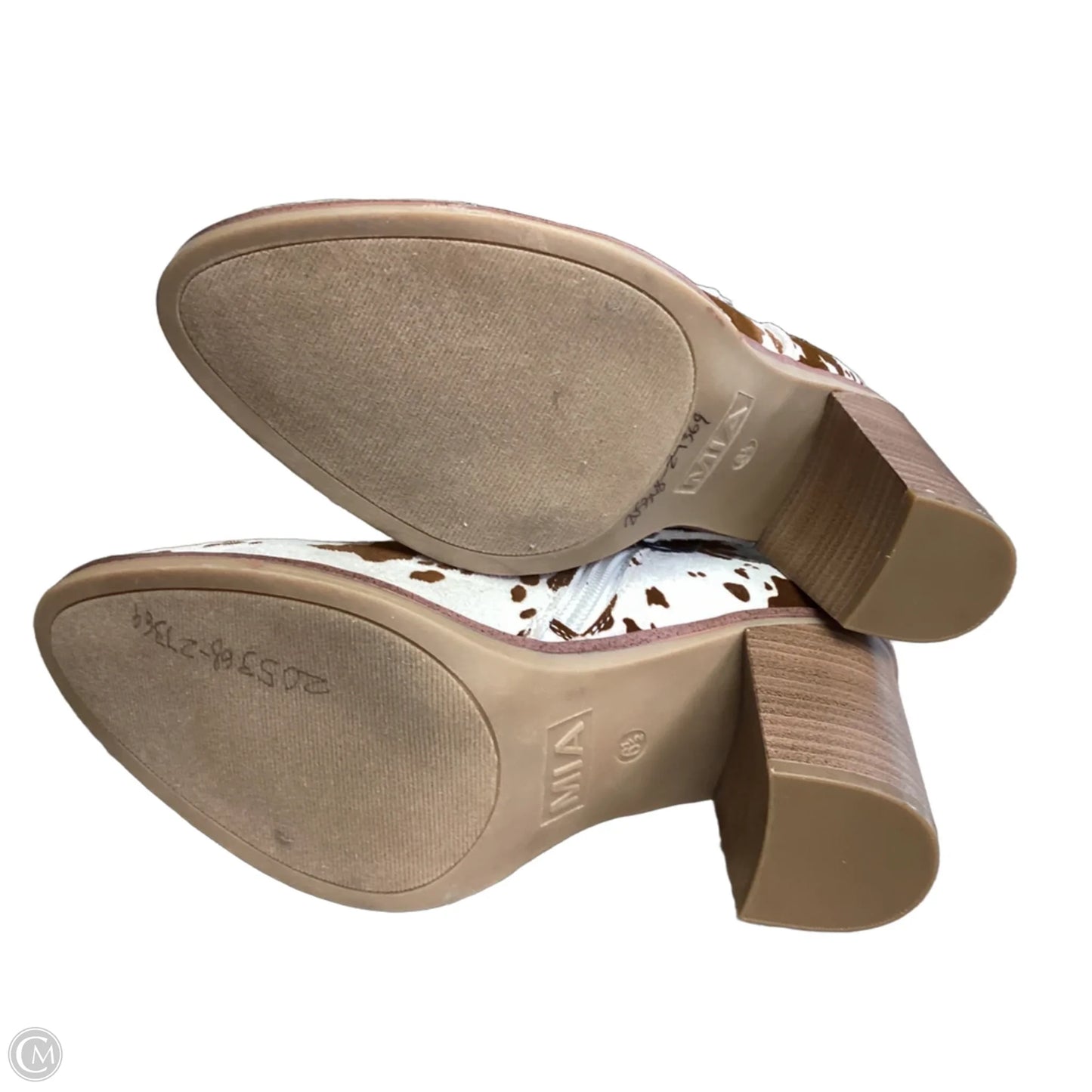 Boots Ankle Heels By Mia In Animal Print, Size: 6.5