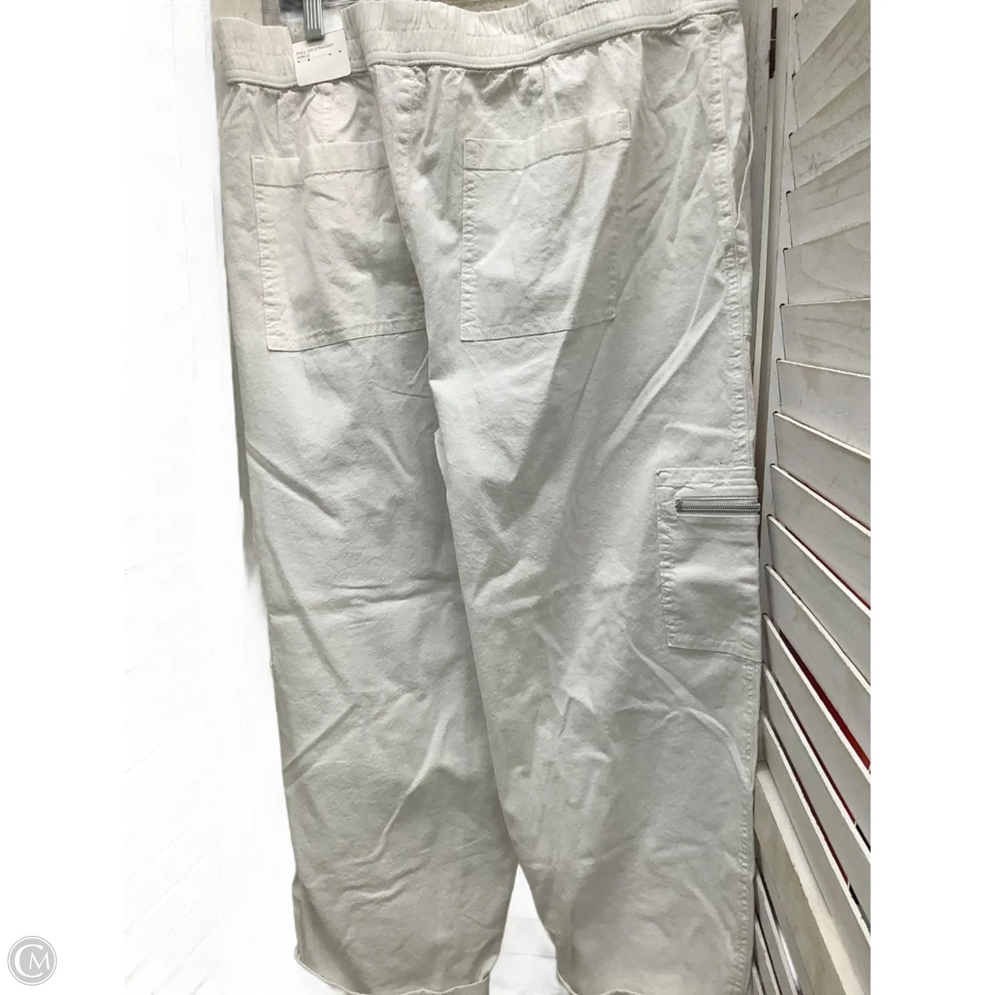 Pants Chinos & Khakis By Chicos In White, Size: 12