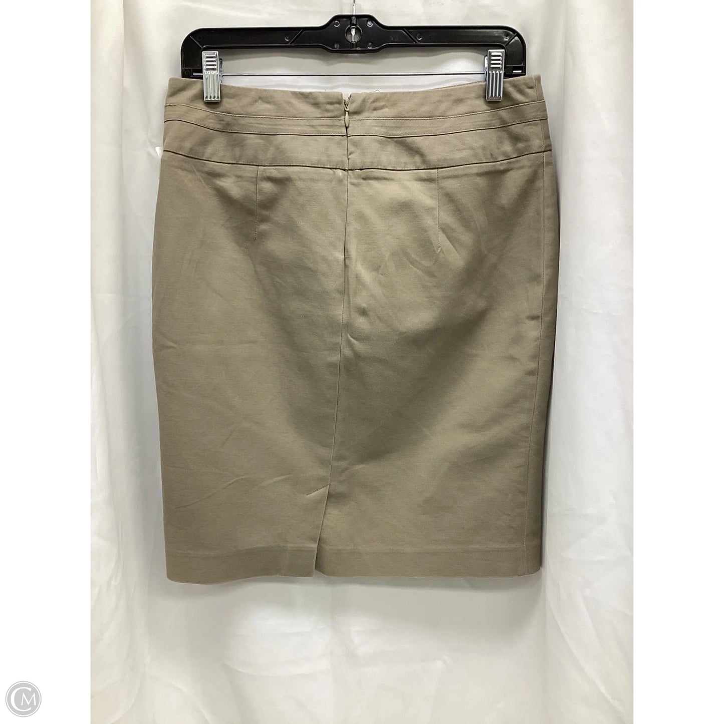 Skirt Midi By Clothes Mentor In Beige, Size: 6