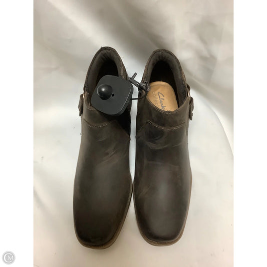 Boots Ankle Flats By Clarks In Brown, Size: 6