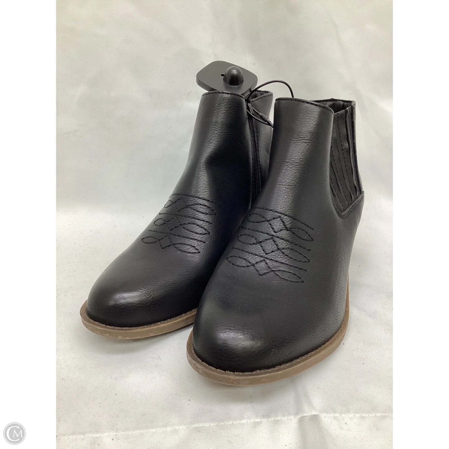 Boots Ankle Heels By Frye And Co In Black, Size: 8