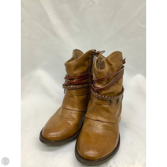 Boots Western By So In Brown, Size: 9