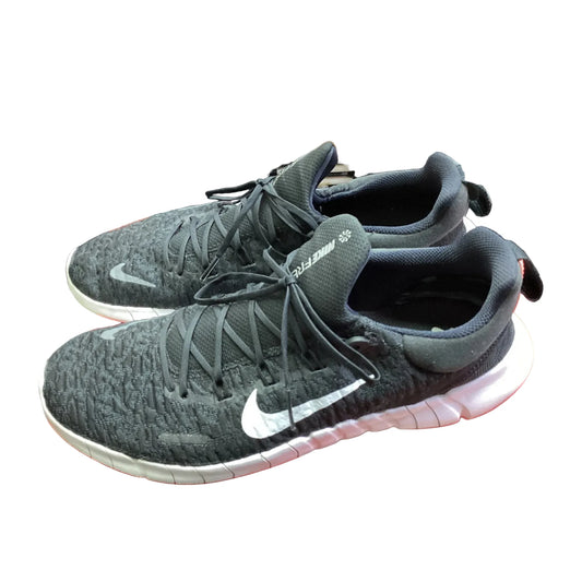 Shoes Athletic By Nike In Black & White, Size: 12