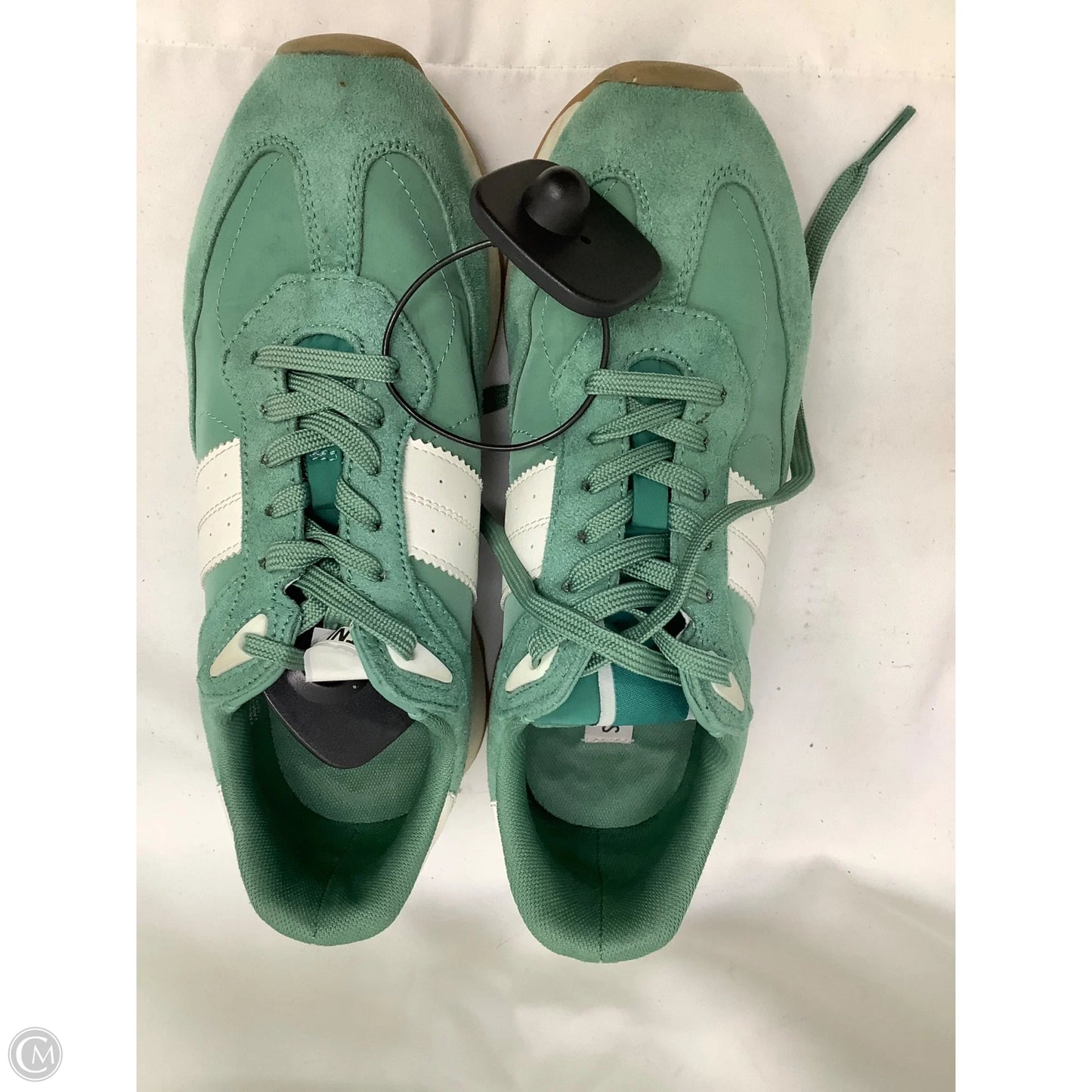 Shoes Flats By Steve Madden In Green & White, Size: 7.5
