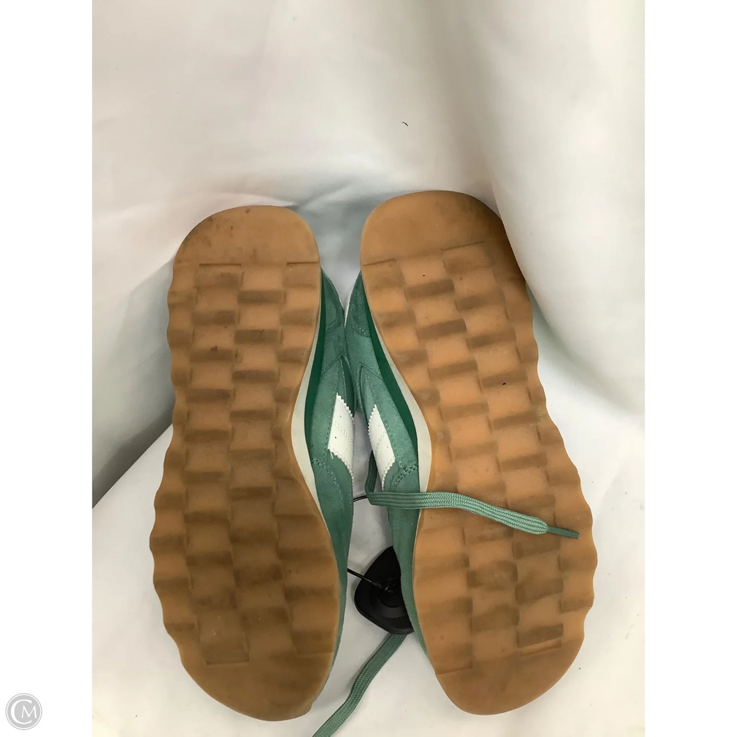 Shoes Flats By Steve Madden In Green & White, Size: 7.5