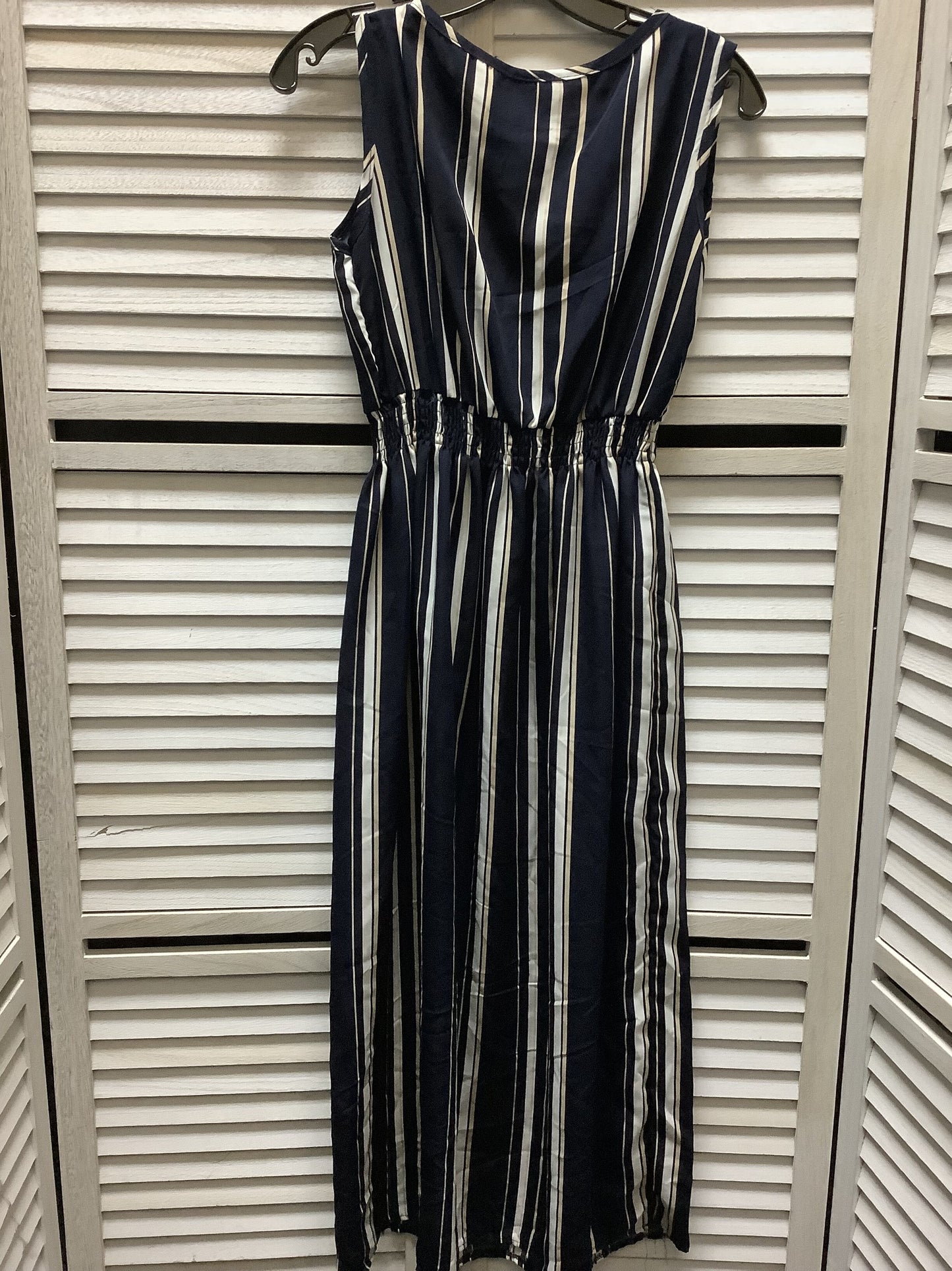 Dress Casual Midi By Clothes Mentor  Size: L