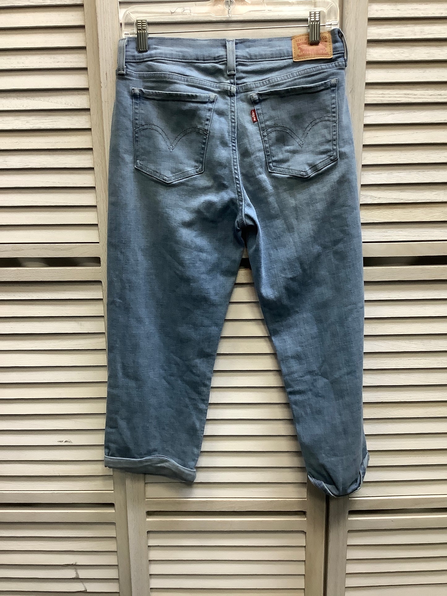 Blue Denim Capris Levis, Size 10