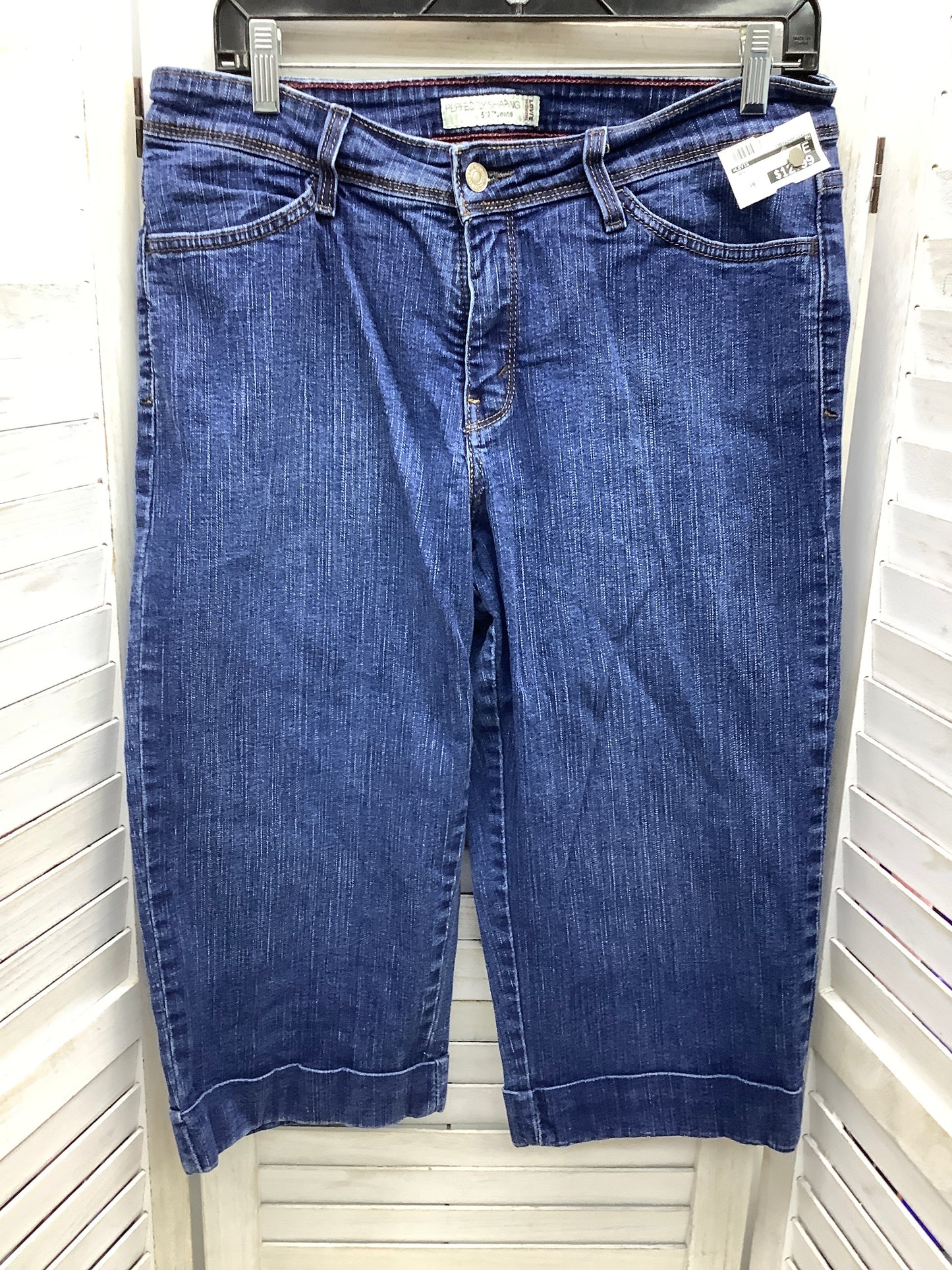 Blue Denim Capris Levis, Size 16