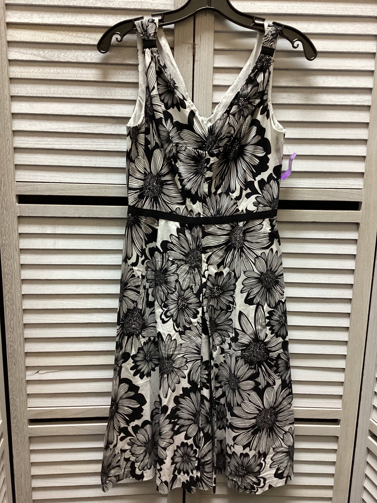 Dress Casual Midi By Talbots  Size: 4