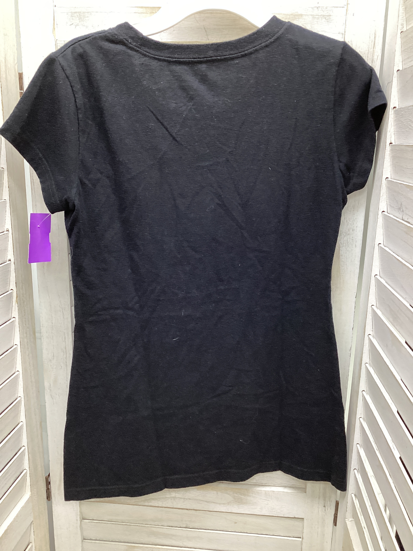 Top Short Sleeve Basic By Clothes Mentor  Size: M