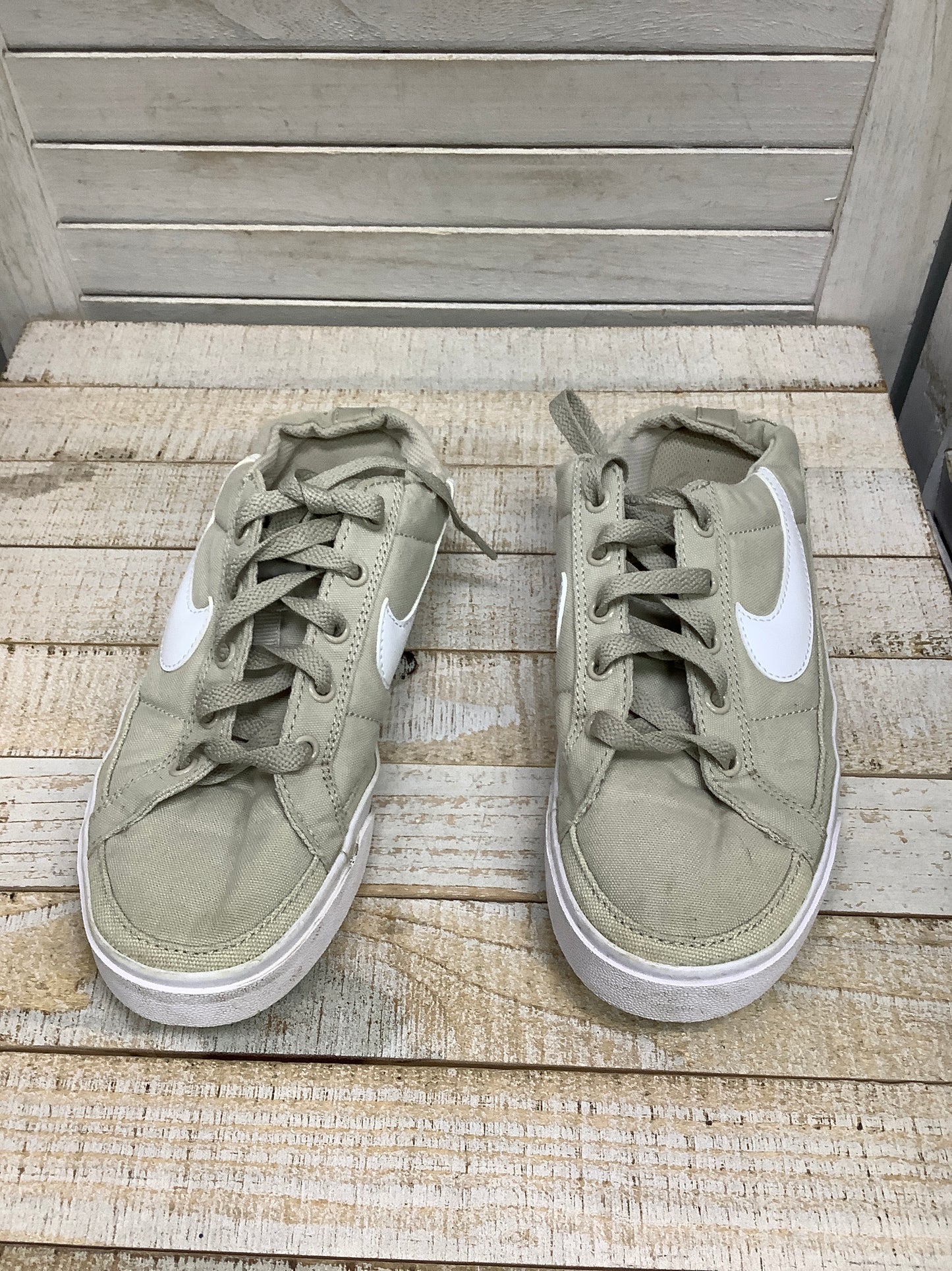 Shoes Athletic By Nike In Tan, Size: 7