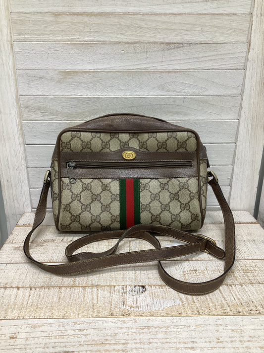 Crossbody Designer By Gucci, Size: Small