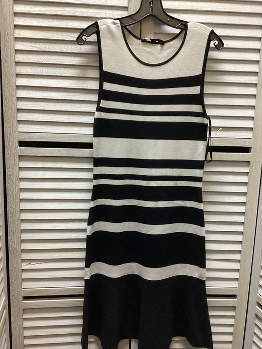 Dress Casual Midi By White House Black Market  Size: S