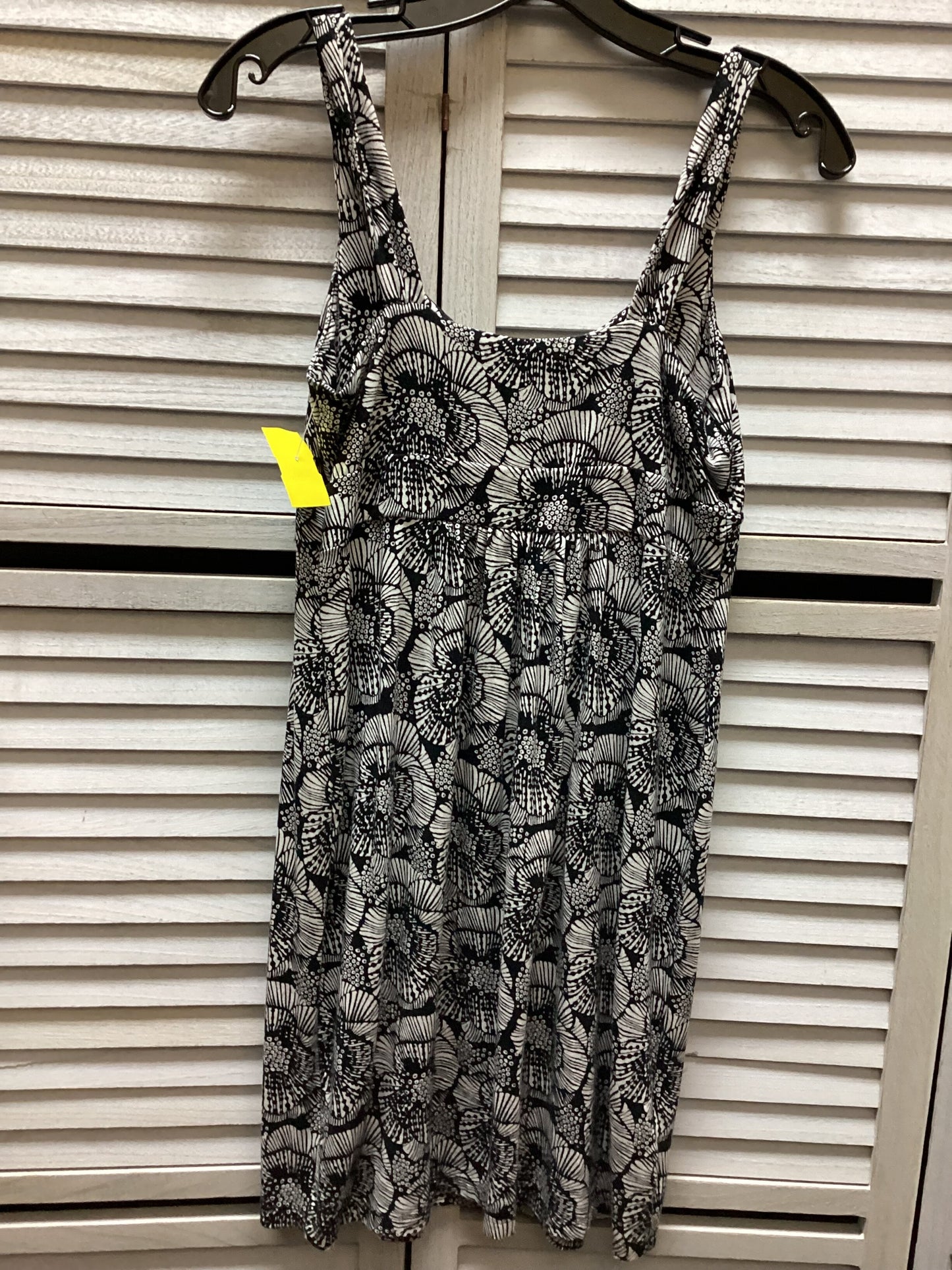 Dress Casual Short By Ann Taylor  Size: S