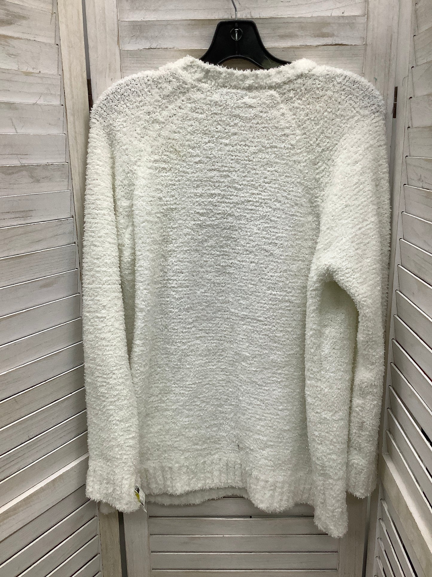 Sweater By Clothes Mentor In White, Size: L