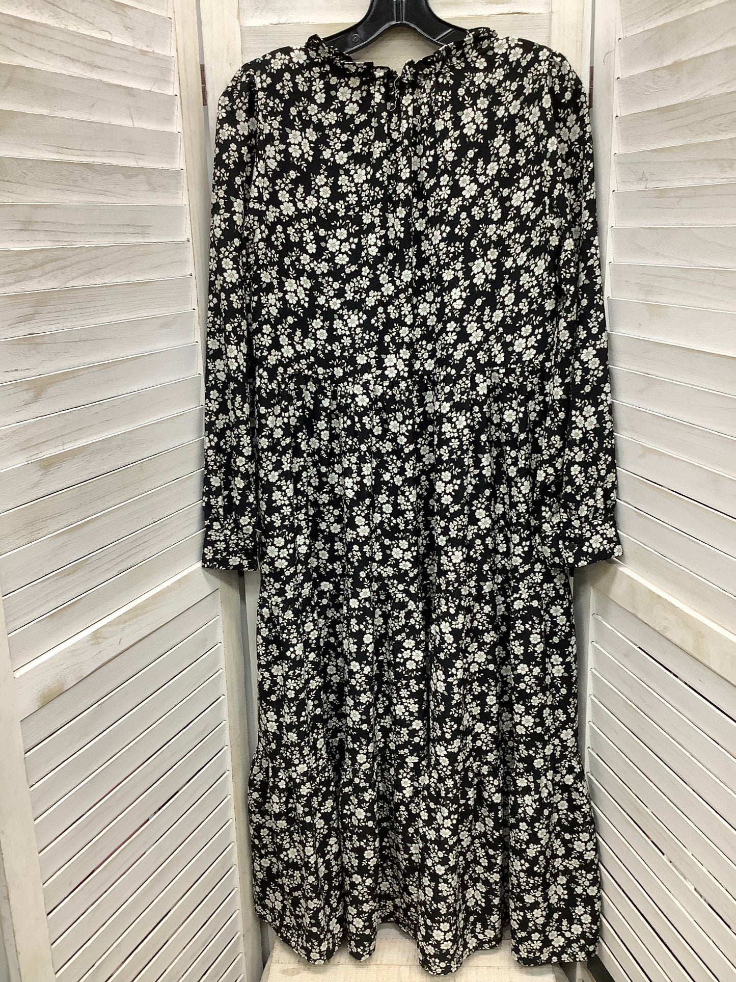 Dress Casual Maxi By Clothes Mentor In Floral Print, Size: S