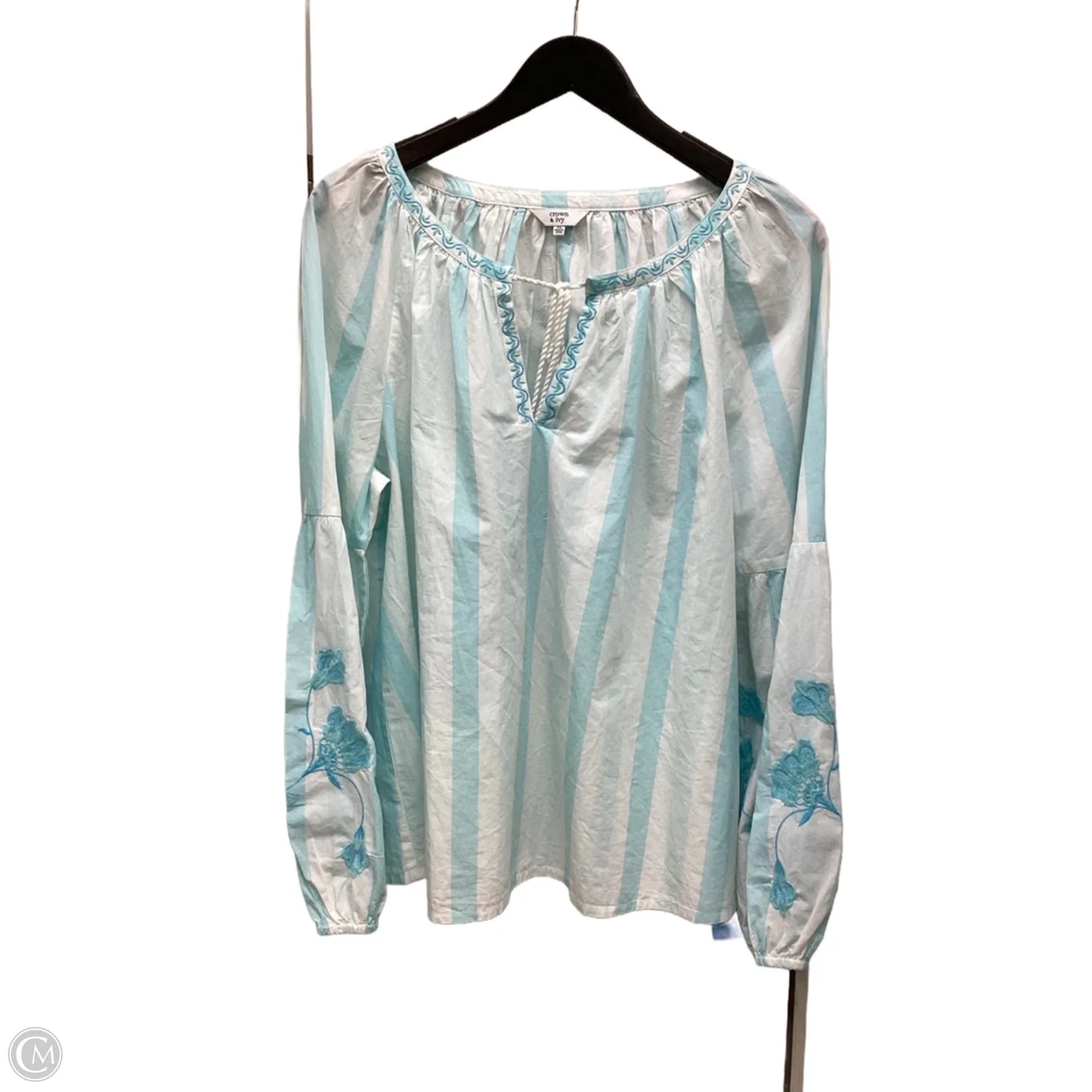 Top Long Sleeve By Crown And Ivy In Striped Pattern, Size: Xl