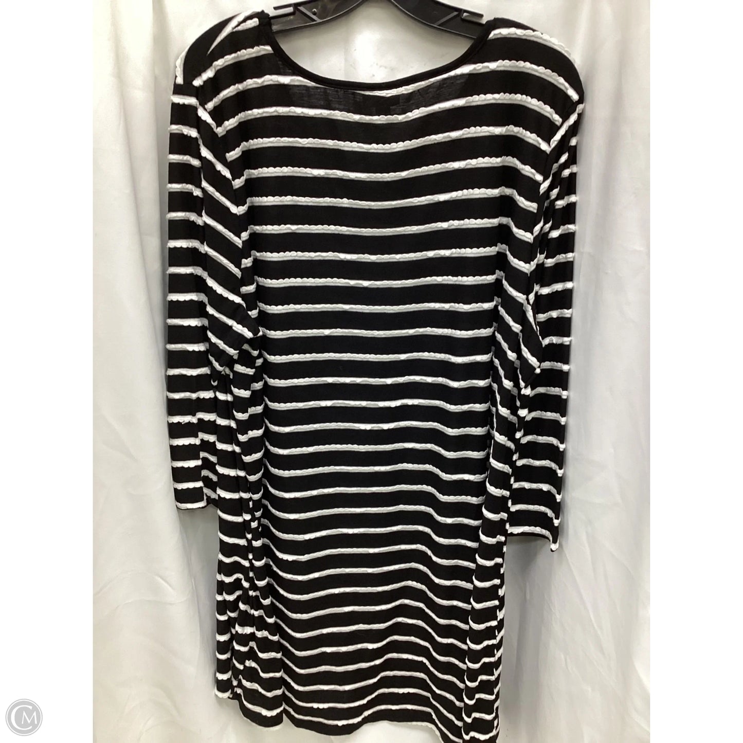 Top 3/4 Sleeve By Avenue In Striped Pattern, Size: 3x