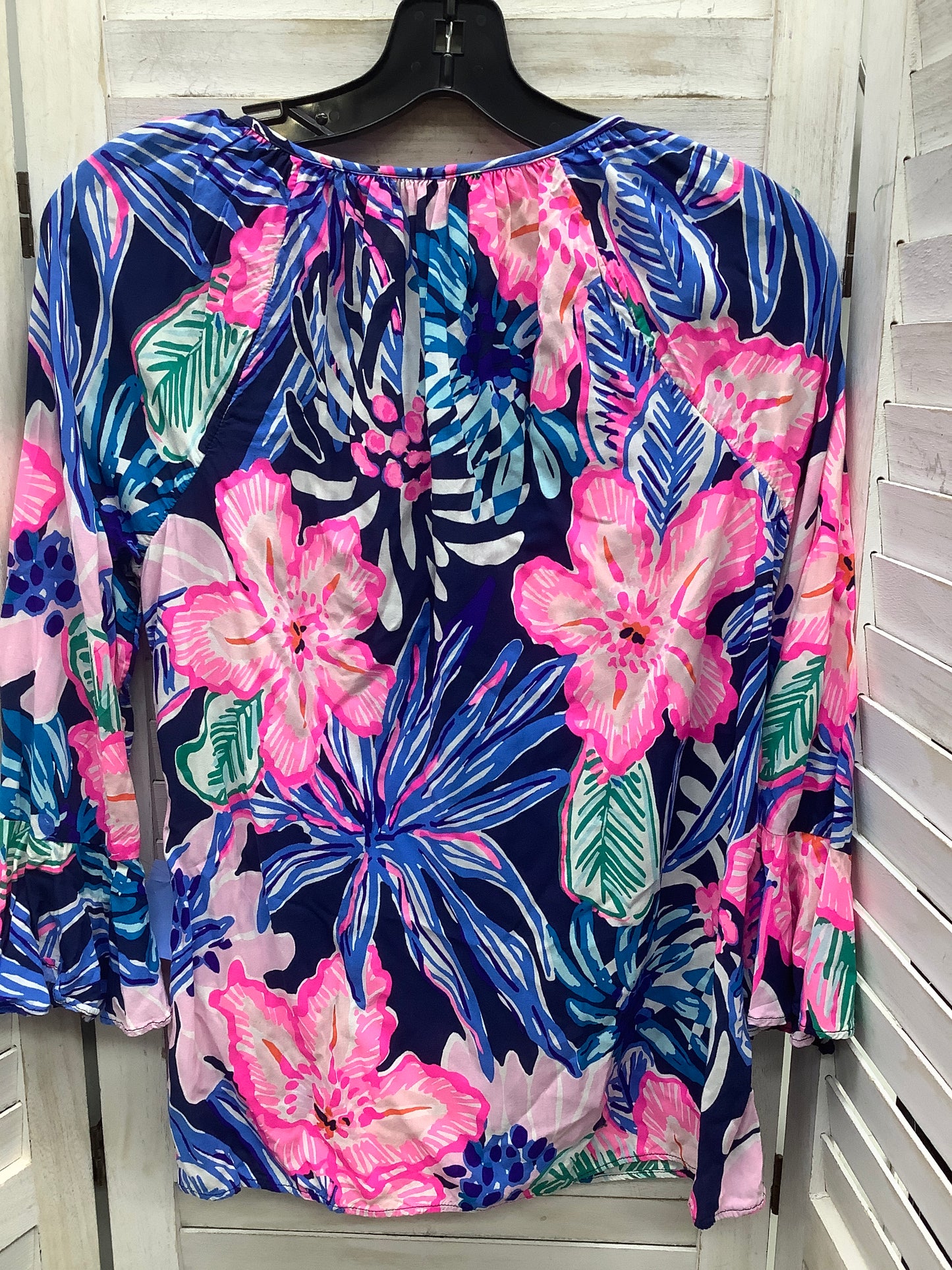 Top Long Sleeve By Lilly Pulitzer In Multi-colored, Size: Xs