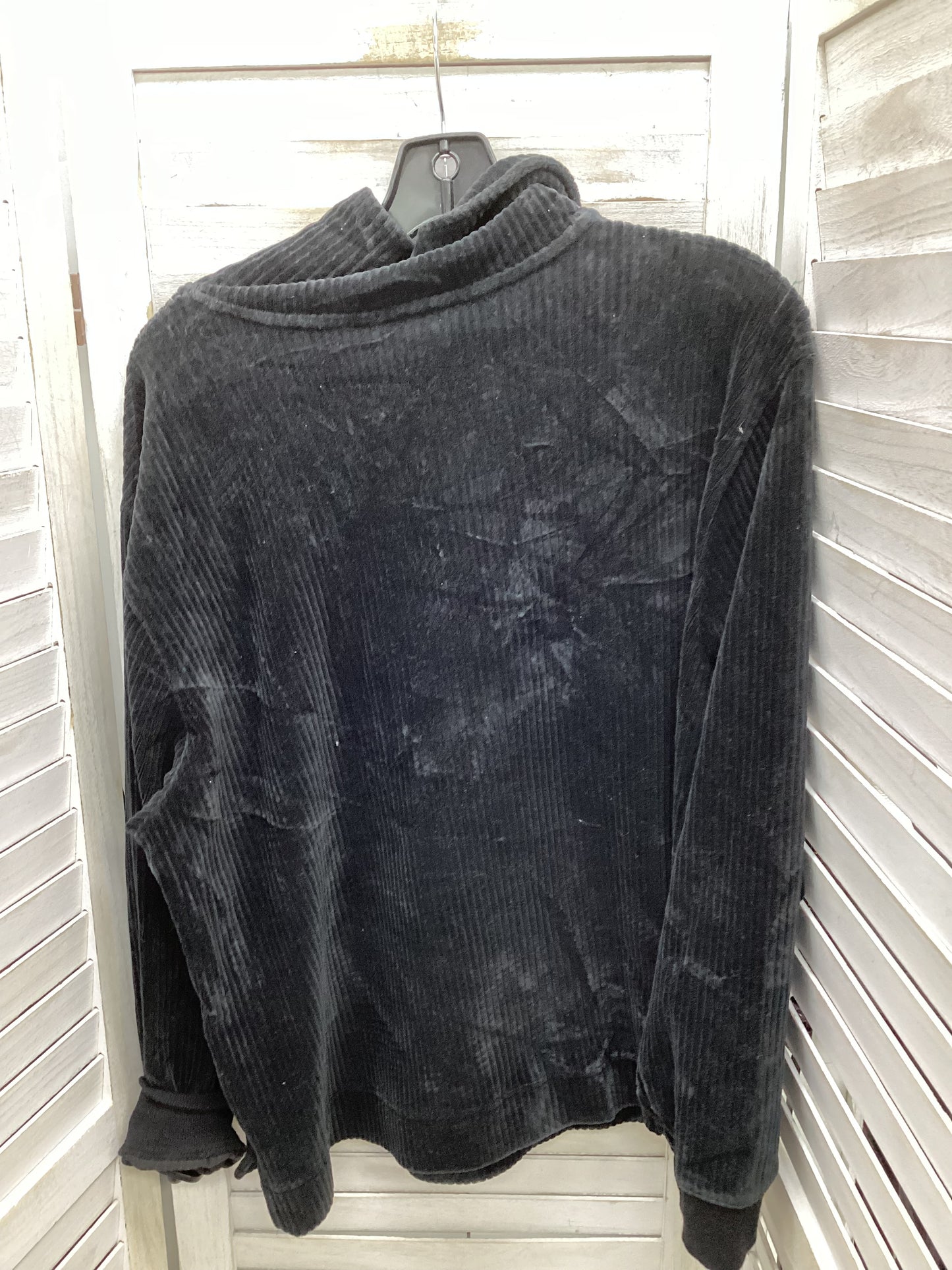 Sweatshirt Crewneck By Clothes Mentor In Black, Size: Xl