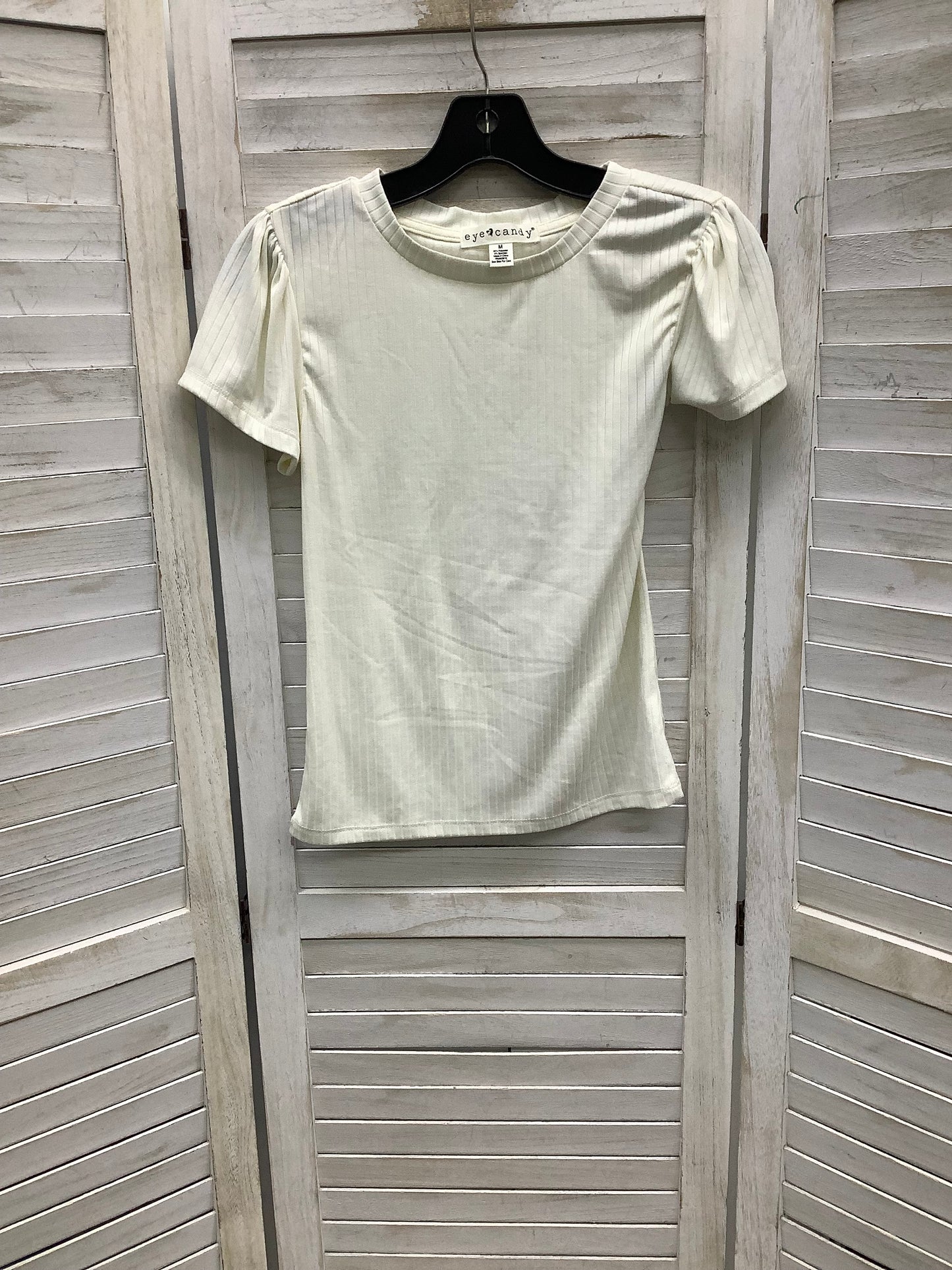 Top Short Sleeve Basic By Eye Candy In Cream, Size: M