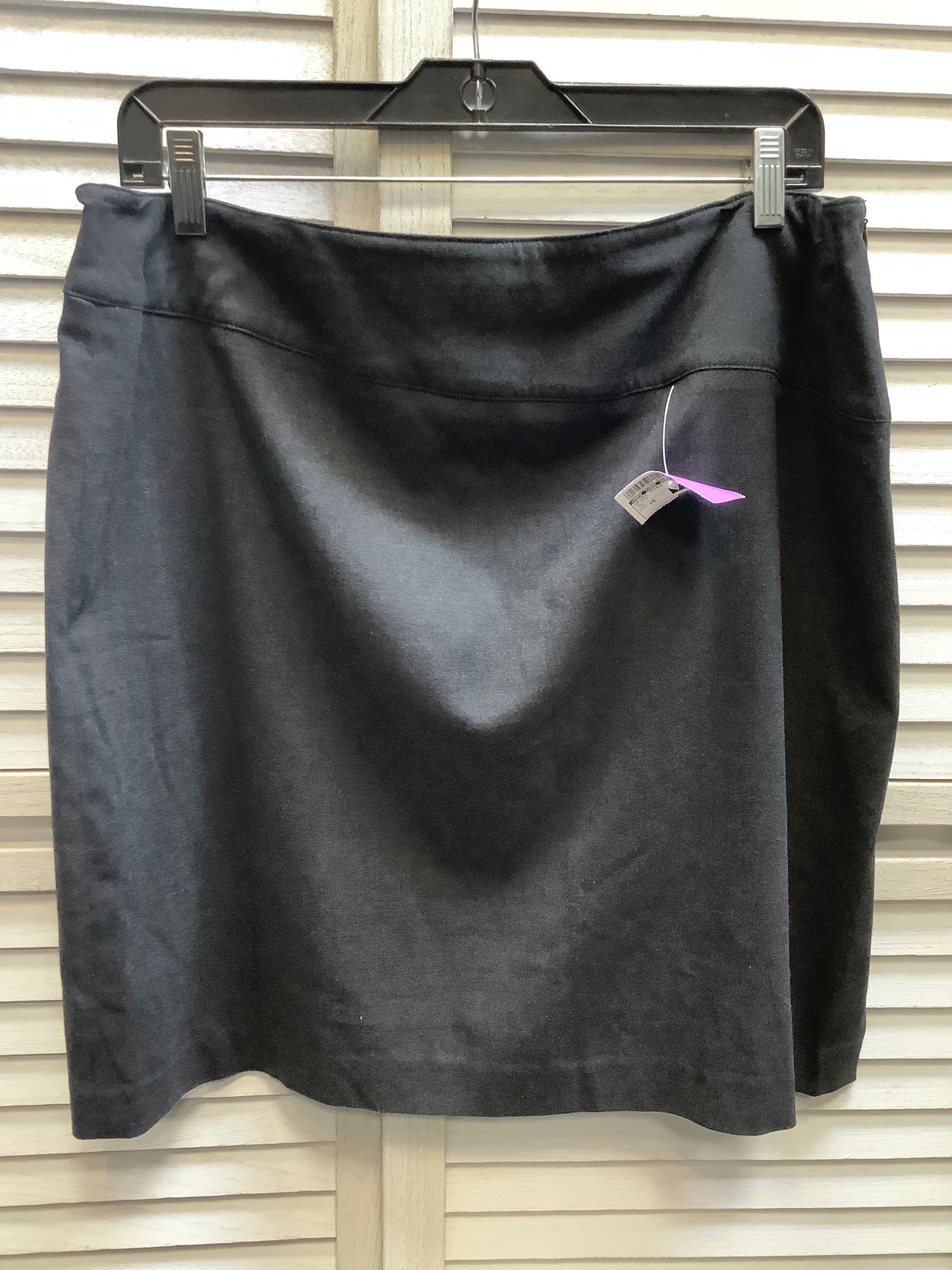 Black Skirt Mini & Short New York And Co, Size 16