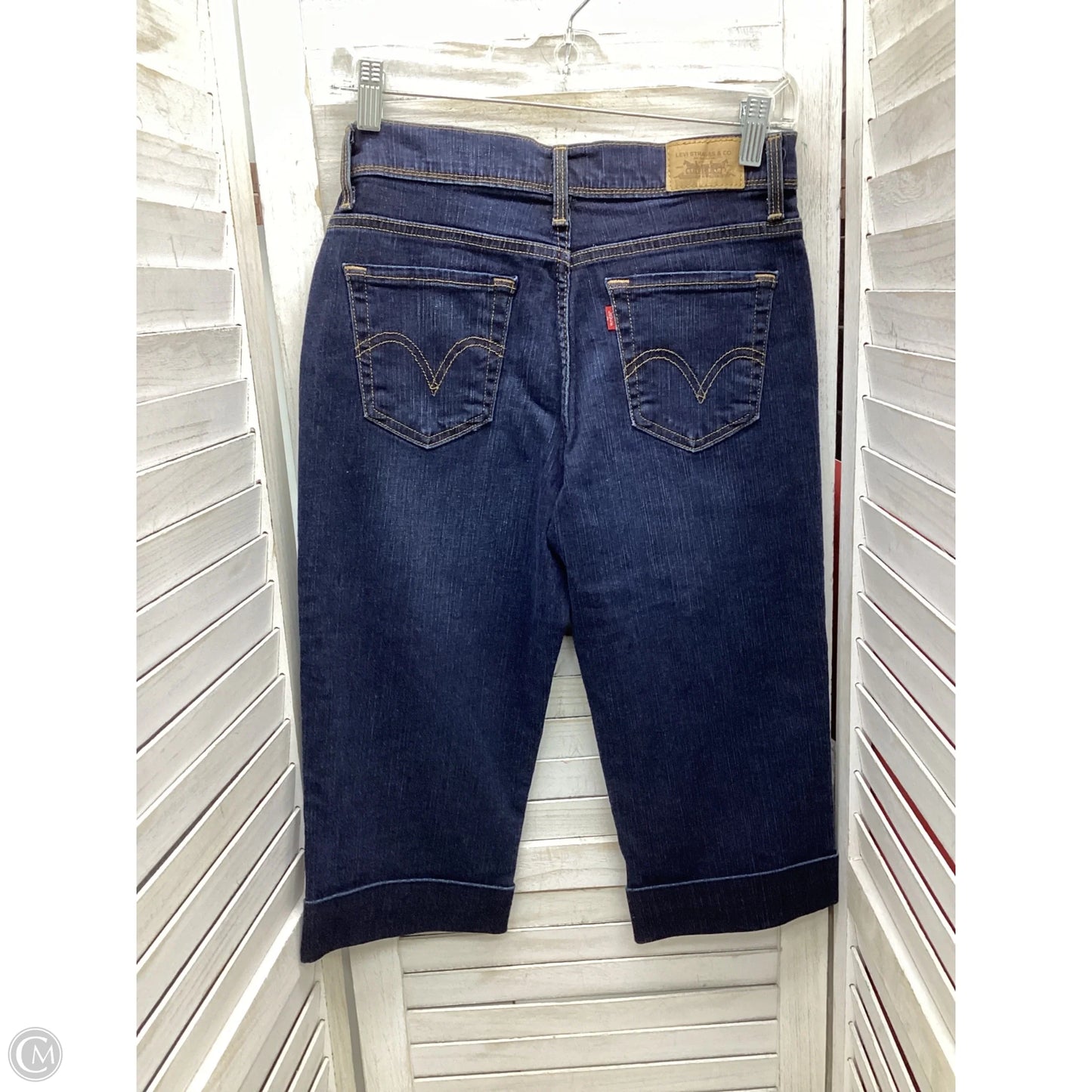 Jeans Cropped By Levis In Blue Denim, Size: 6