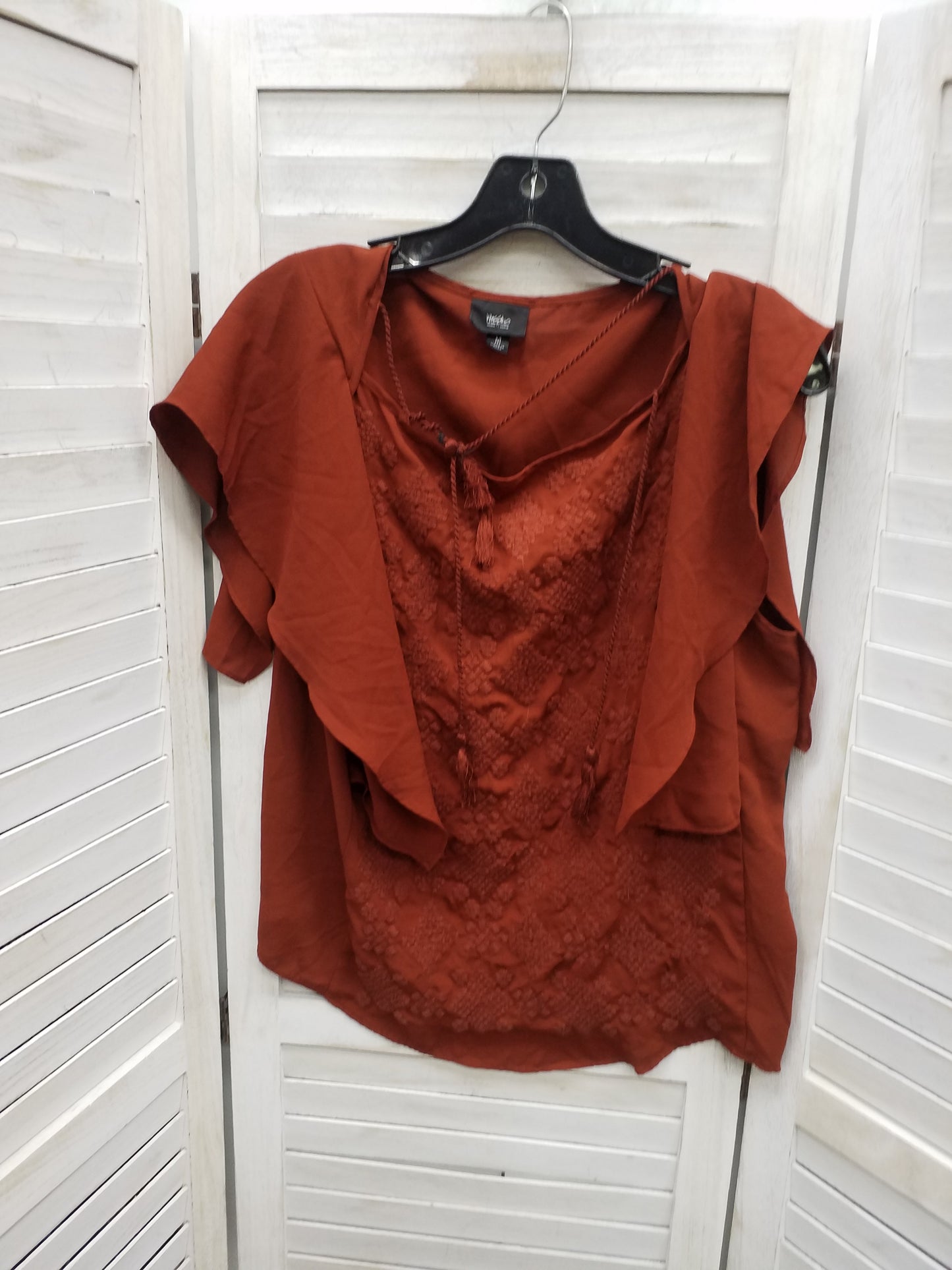 Blouse Short Sleeve By Clothes Mentor  Size: M