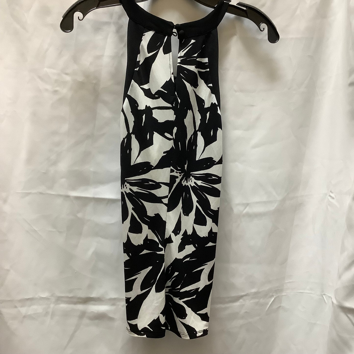 Blouse Sleeveless By Banana Republic  Size: Xs