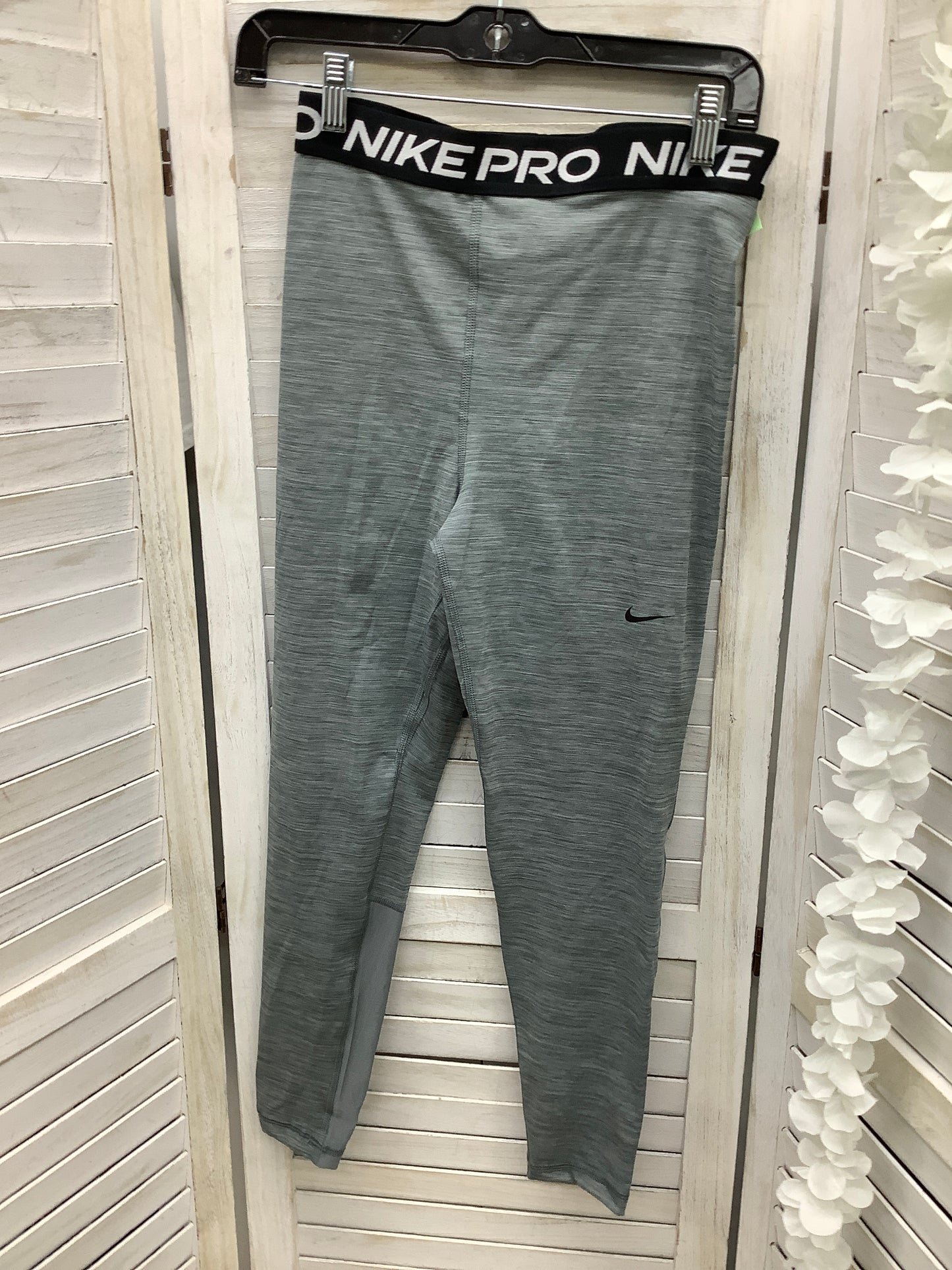 Athletic Leggings By Nike  Size: M