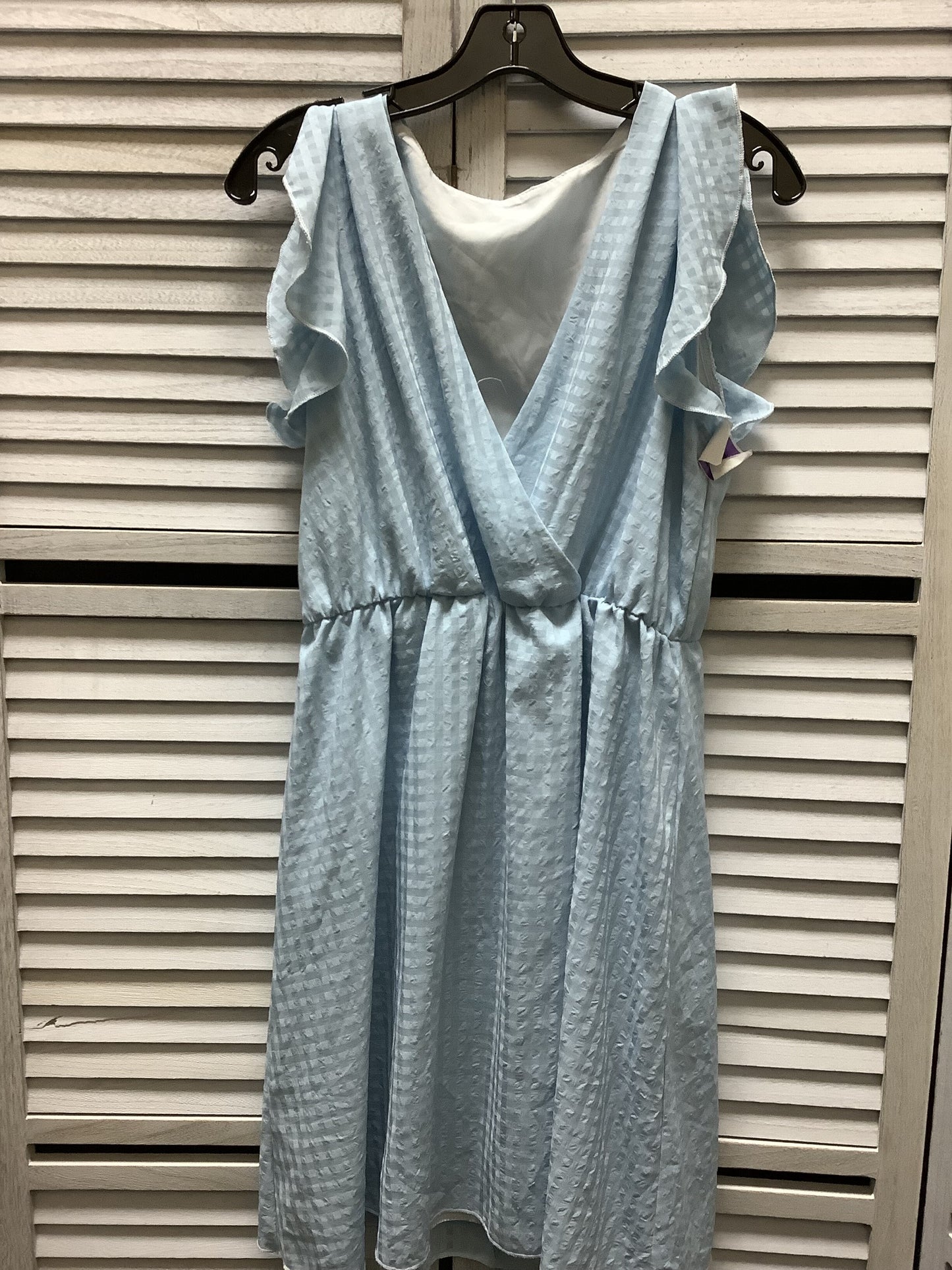 Dress Casual Midi By Shein  Size: L