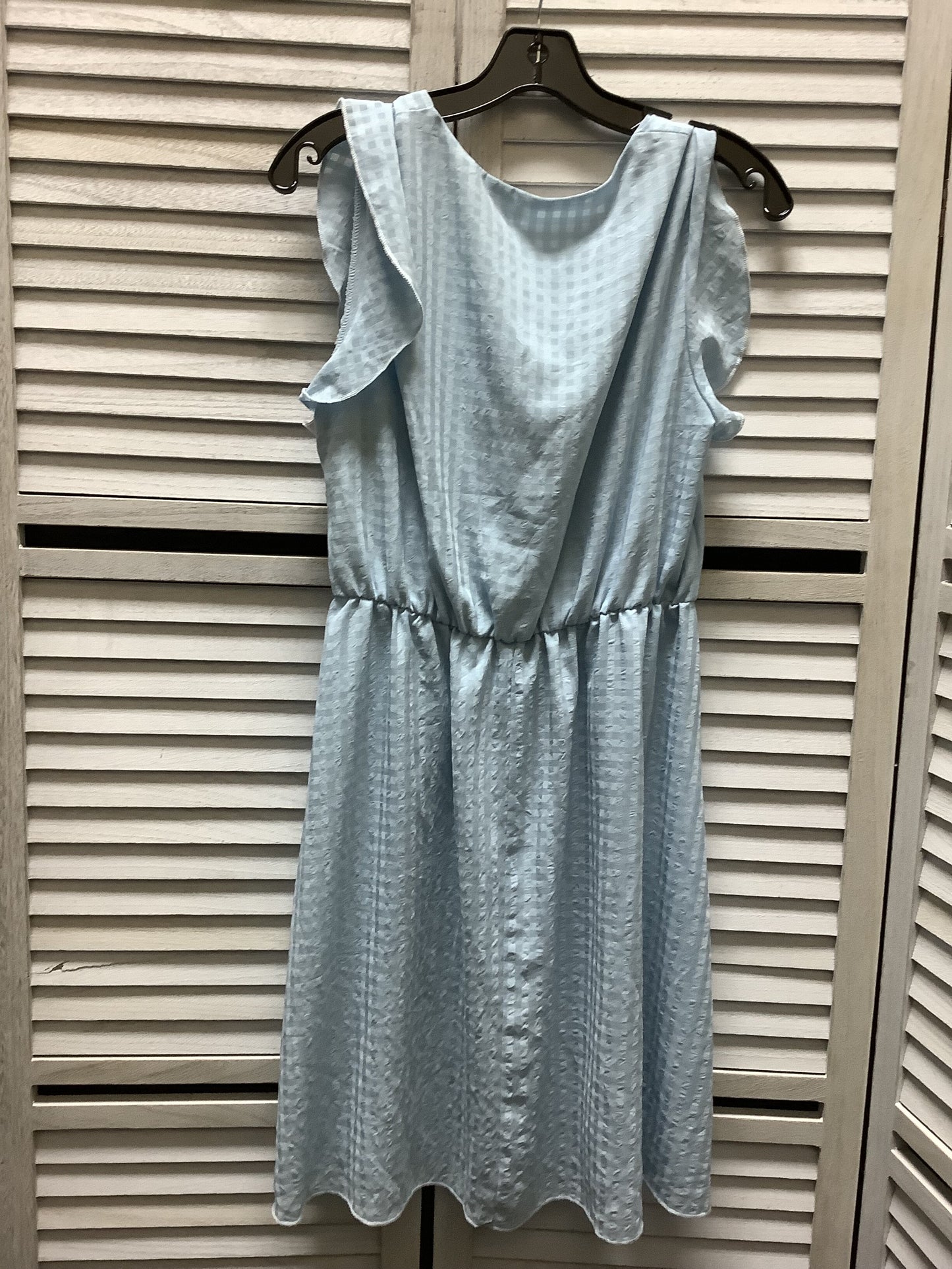 Dress Casual Midi By Shein  Size: L