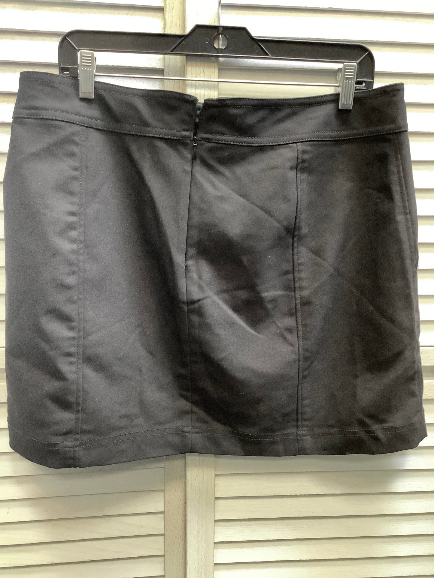 Black Skirt Midi Express, Size 14