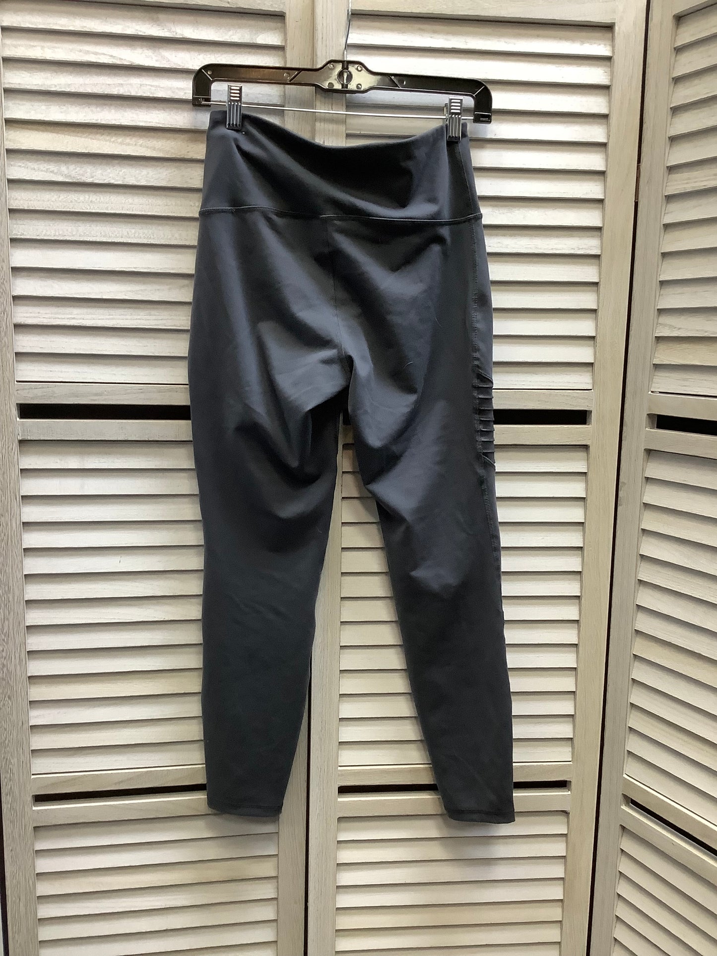 Athletic Leggings By Old Navy In Grey, Size: M