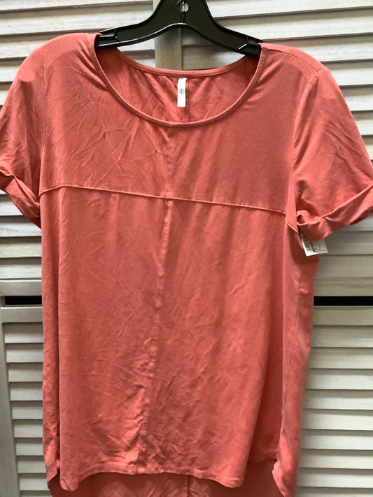 Top Short Sleeve By Passport  Size: M