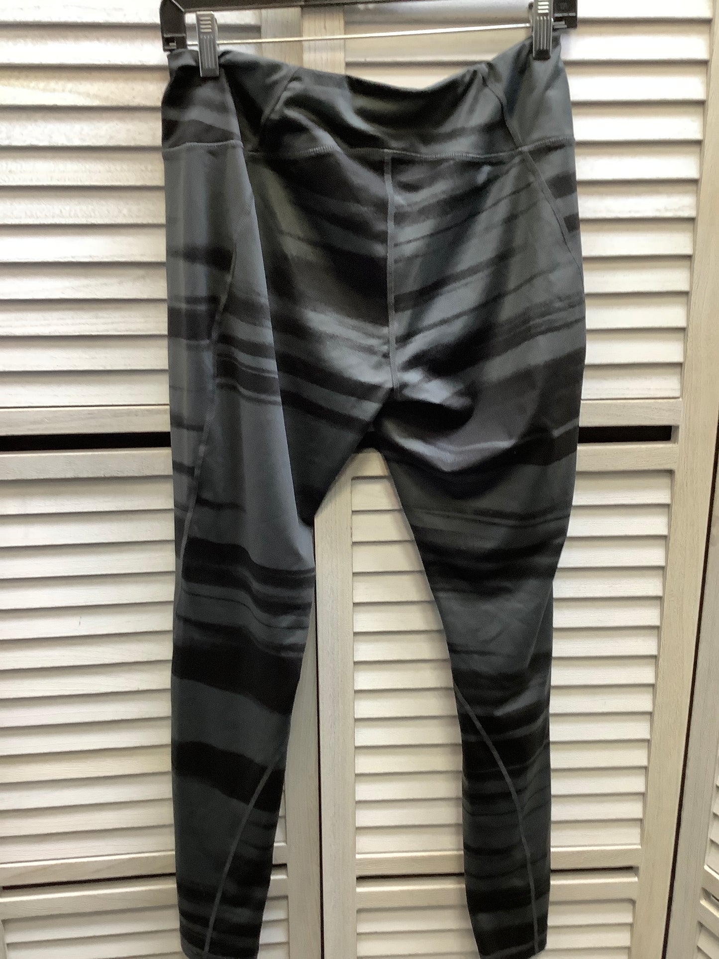 Athletic Leggings By Zella In Black Grey, Size: L